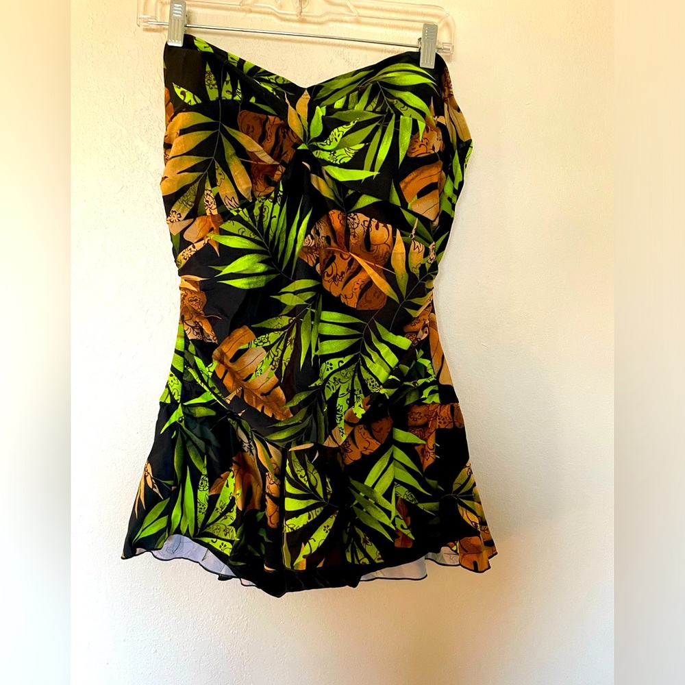 NWT  one piece bathing suit white sage tummy control